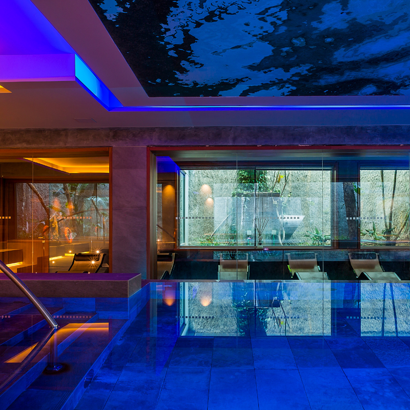 Reducing Massage with Wood Therapy - MIM Sitges