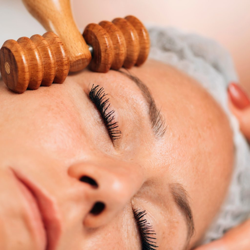 Facial wood therapy - MIM Sitges