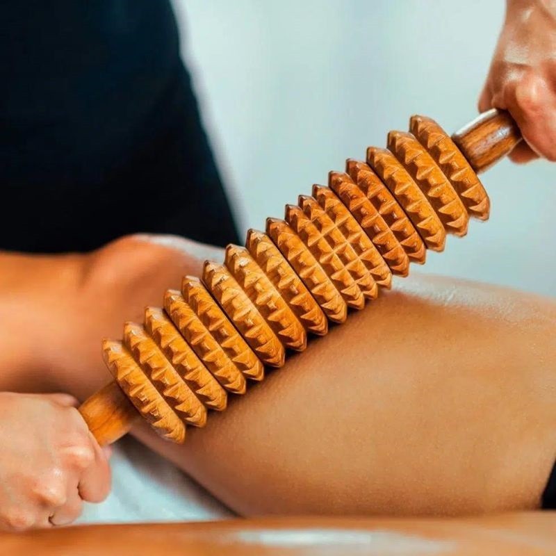 Reducing Massage with Wood Therapy - MIM Sitges