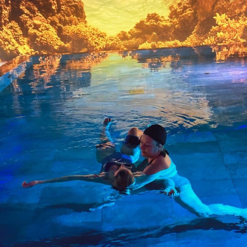 Watsu - Aquatic Therapy - MIM Sitges